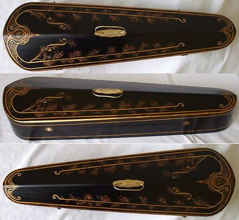 Antique Violin, Goth Babe, Viola Case, Guitar Patterns, Violin Design, Violin Art, Violin Case, Music Nerd, Cellos