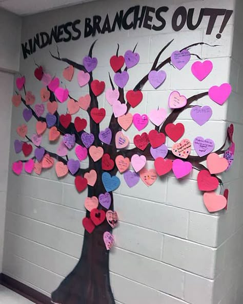 Wall Of Kindness Ideas, Giving Tree Ideas For School, Tree Of Kindness Display, Christmas Kindness Tree, Kindness Week Decorations, Kindness Wall Ideas, Kindness Tree Preschool, Kindness Week Poster Ideas, Valentines Kindness Bulletin Board