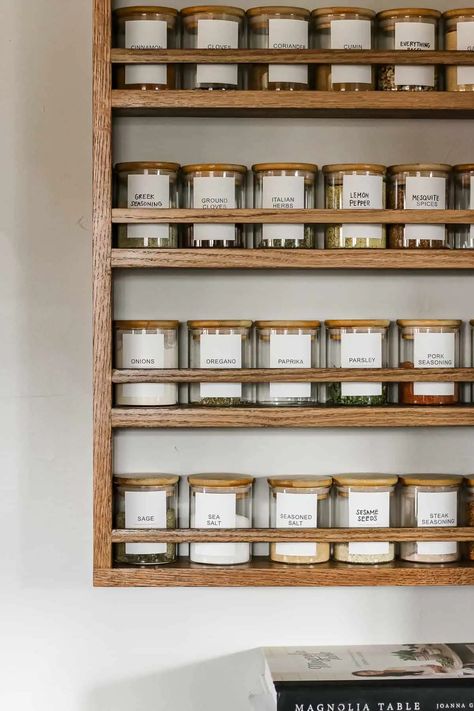 Spice Rack Plans, Wall Spice Rack, Diy Spice Rack, Wall Mounted Spice Rack, Wood Spice Rack, Diy Kitchen Projects, Wooden Spice Rack, Spice Shelf, Diy Spices