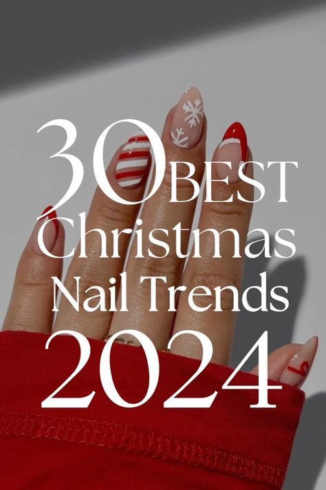 Stylish Christmas Nails, Classic Christmas Nails, Christmas Nails Trendy, Trendy Christmas Nails, Elegant Christmas Nail Designs, Christmas Candy Easy, Daisy Acrylic Nails, Holiday Manicure, Festive Manicure