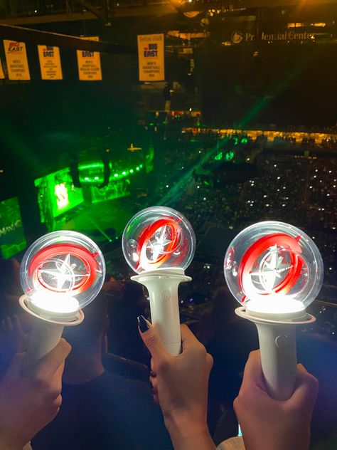 stray kids, stray kids concert, skz , skz concert, stray kids show, stray kids light stick, kpop, kpop light stick, stray kids aesthetic, aesthetic, stay, love stay, light stick, concerts, concert vibe Kpop Light Stick, Stray Kids Concert, Skz Concert, Stray Kids Aesthetic, English Posters, Kids Aesthetic, Kids Light, Light Stick, Concert Aesthetic