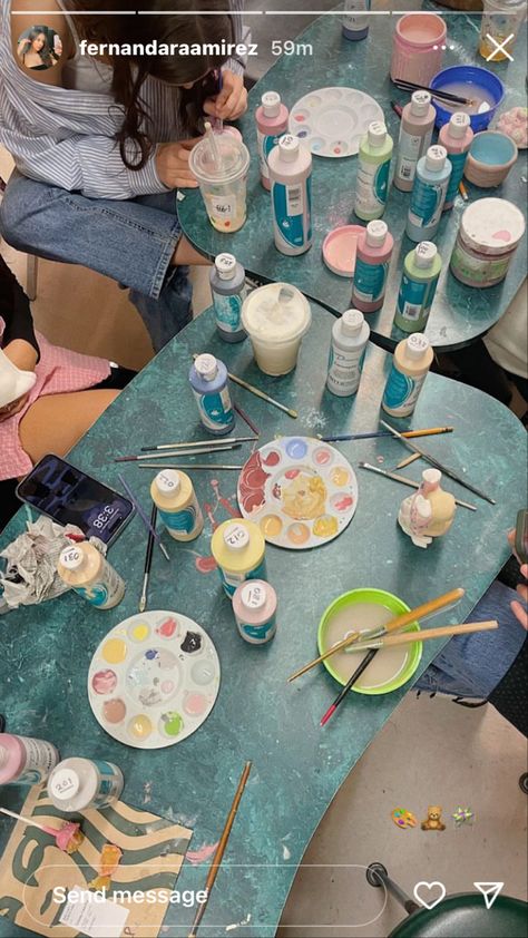 Painting Ig Story, Painting Insta Story, Painting Friends, Artsy Aesthetic, Insta Pics, Pottery Crafts, Craft Classes, Aesthetic Pics, Instagram Photo Inspiration