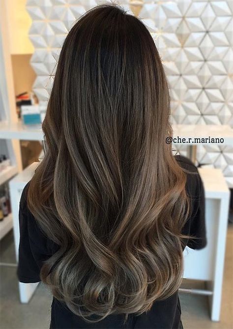 53 Coolest Winter Hair Colors to Embrace in 2021 - Glowsly Brown Hair Cuts, Brown Hair Trends, Winter Hair Color Trends, Hair Colors Ideas, Winter Hair Colors, Golden Brown Hair, Brown Hair Shades, Chocolate Brown Hair Color, Ash Brown Hair