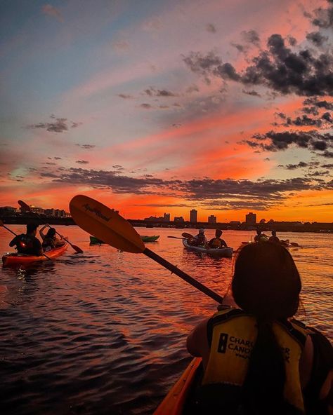 Paddle Boston - Charles River Canoe & Kayak :: Sales, Rentals, Trips, Instruction, and Gear in Boston > Skyline & Sunset Kayak Tours from Kendall Square Alicante, Kayaking Picture Ideas, Kayaking Aesthetic Friends, Kayaking With Friends, Moving Manifestation, Physical Hobbies, Canoe Aesthetic, Canoeing Aesthetic, Kayaking Pictures