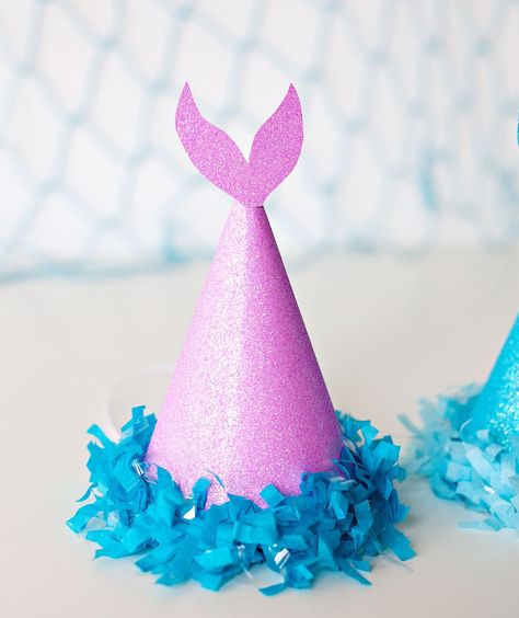 Mermaid Birthday Printables, St Francis Day, Mermaid 4th Birthday Party, Tissue Fringe Garland, Starfish Decorations, Diy Jellyfish Decoration, Diy Mermaid Birthday Party, Mermaid Party Hats, Mermaid Party Printables