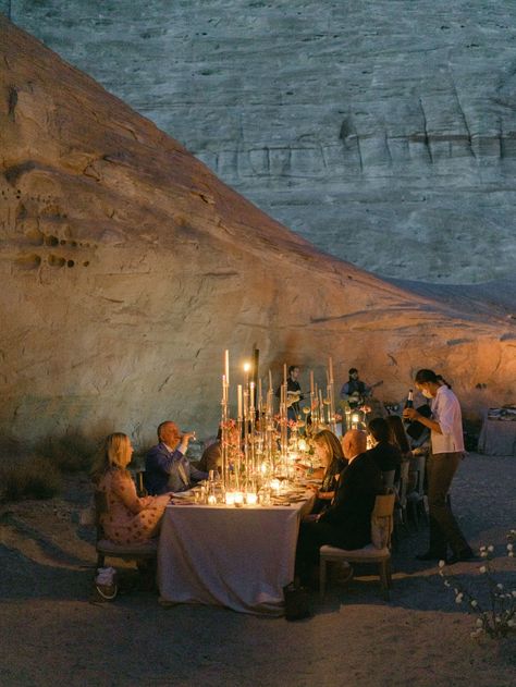 Amangiri Resort Utah Wedding, Wadi Rum Wedding, Utah Desert Wedding, Gothic Desert Wedding, Desert Wedding Inspiration, Wedding In Desert, Desert Wedding Aesthetic, Desert Wedding Colors, Desert Theme Wedding