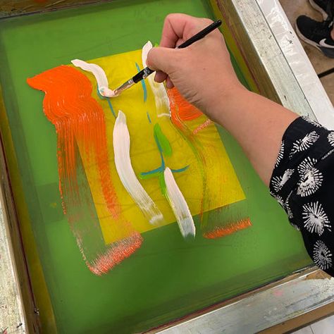 On The Course: Creating Life Drawing Mono Screen Prints Silkscreen Printing Art, Silk Screen Printing Art, Silkscreen Printing Ideas, Screen Printing Ideas, Silk Screen Printing Design, Screen Printing Illustration, Screen Printing Artist, Screen Printing Inspiration, Screen Printing Inks