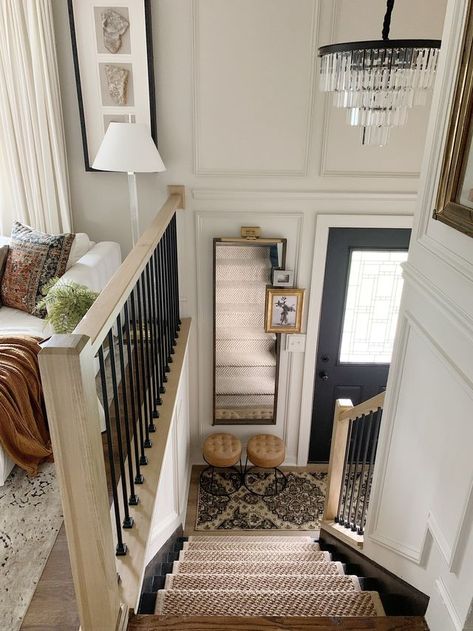 Split Foyer Remodel, Split Entry Remodel, Raised Ranch Remodel, Split Level Entryway, Diy Stair Railing, Farmhouse Stairs, Stairs Renovation, Split Foyer, Stairs Makeover