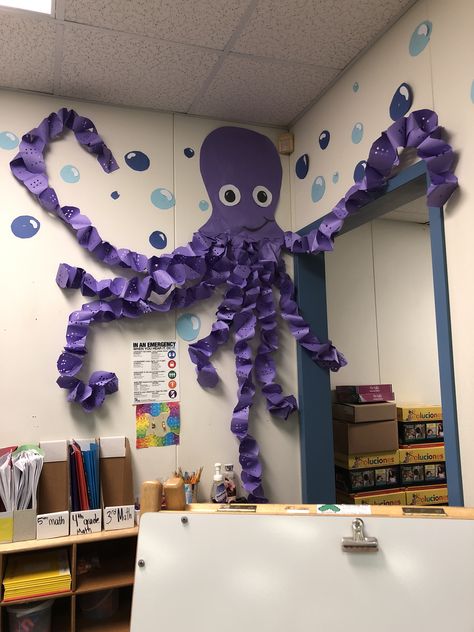 Ocean Classroom Theme #Octopus #crafts Ocean Theme Preschool, Ocean Classroom, Under The Sea Decorations, Ocean Theme Classroom, Ocean Room, Sea Decor, Under The Sea Theme, Ocean Crafts, Daycare Crafts