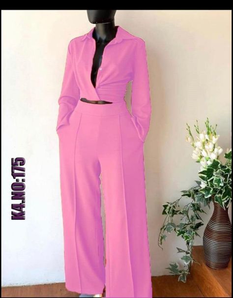 2piece Outfits, Chic Dress Classy, Stylish Work Attire, Effortlessly Chic Outfits, Woman Suit Fashion, Muslimah Fashion Outfits, Classy Dress Outfits, Classy Work Outfits, African Clothing Styles