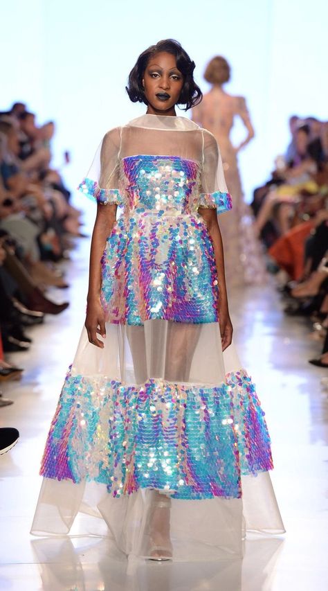 Fashion Show Design, Iridescent Dress, Sheer Gown, Full Skirt, Low Back, Flared Sleeves, Look Fashion, Pretty Dresses, A Dream