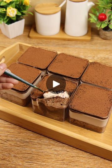 Cake In A Tub, Cake Tubs, Tub Cake, Mocha Cake, Making Cake, Mocha, Diner, Cake Recipes, Snacks