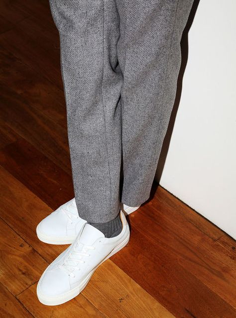 Mens Wool Pants, Fashion Gone Rouge, Urban Wear Women, Urban Fashion Trends, Sneakers Fashion Outfits, Common Projects, Urban Dresses, Minimal Chic, Urban Wear