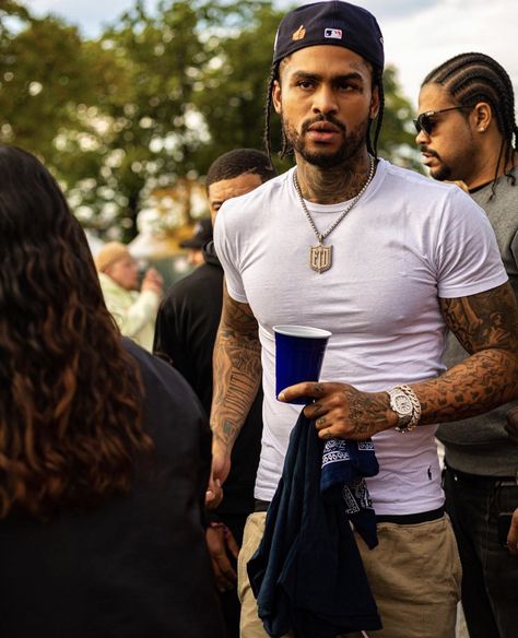 Dave East Instagram, Dominican Men, David East, Handsome Men Quotes, Dave East, Black Men Street Fashion, Cute Black Guys, Rappers, Fanfiction