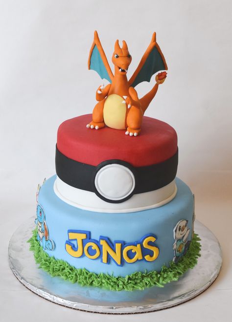 Pokemon Charzard Cake Charizard Birthday Cakes, Pokemon Cake Ideas Buttercream, Pokemon Birthday Cake Charizard, Charzard Birthday, Pokemon Cake Charizard, Charzard Birthday Cakes, Pokemon Birthday Cake Boys, Pokemon Cake Birthday, Pokemon Cake Ideas