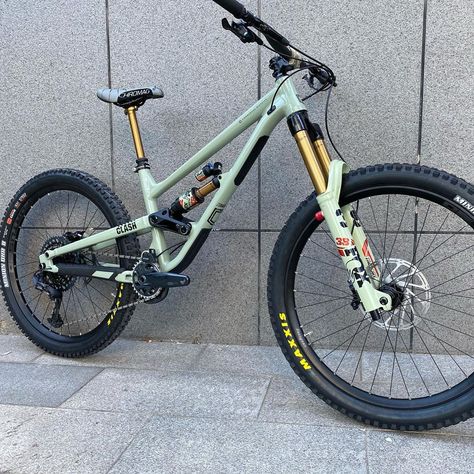 Full Suspension Mtb, Hardtail Mtb, Mtb Cycles, Mt Bike, Chevrolet S 10, Full Suspension Mountain Bike, Downhill Mountain Biking, Enduro Mtb, Mtb Bike Mountain