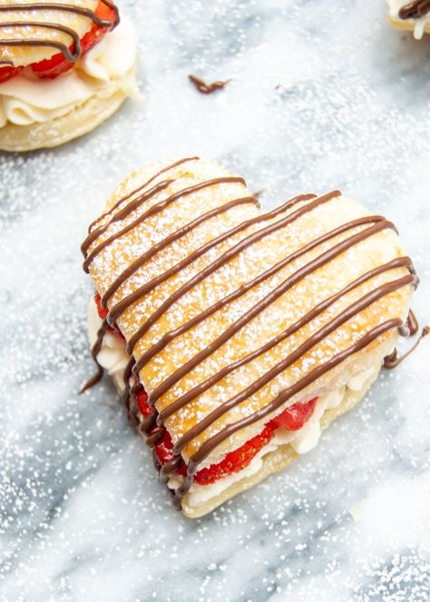 Valentine's Day Dessert: Puff Pastry Hearts | Sprinkle of This Dessert Puff Pastry, Puff Pastry Hearts, Pastry Hearts, Puff Dessert, Pastries Recipes Dessert, Valentines Recipes Desserts, Puff Pastry Filling, Valentine Tea, Puff Pastry Desserts