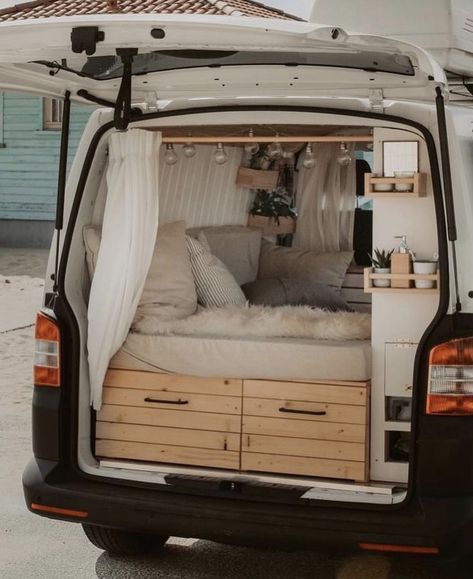 Minivan Conversion, Vw T5 Camper, Vw Bus Interior, Kangoo Camper, Minivan Camper Conversion, T5 Camper, Kombi Home, Micro Camper, Van Conversion Interior