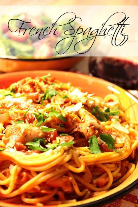 French Spaghetti - Kudos Kitchen by Renee French Spaghetti Recipe, French Recipes Appetizers, French Spaghetti, Turkey Casseroles, Df Meals, Rotisserie Chicken Recipes Leftover, Mom Meals, Recipes Using Rotisserie Chicken, Healthy Casserole