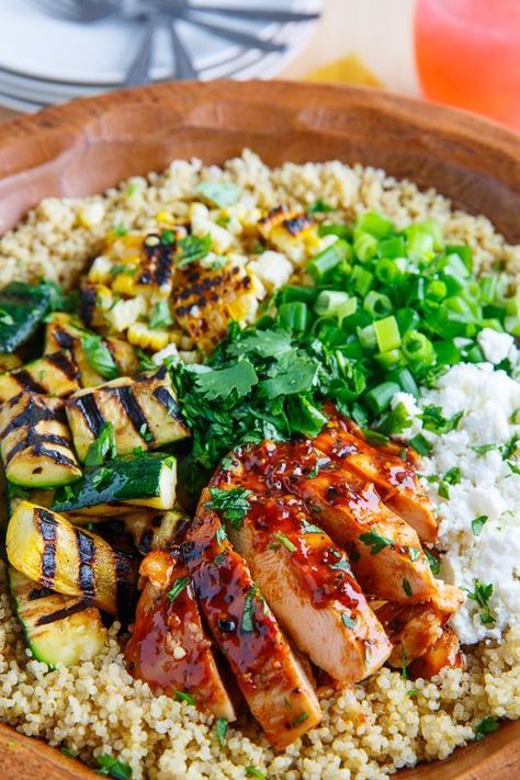 Grilled BBQ Chicken, Zucchini and Corn Quinoa Salad Corn Quinoa Salad, Corn Quinoa, Closet Cooking, Quinoa Salad Recipe, Grilled Bbq Chicken, Chicken Zucchini, Quinoa Salad Recipes, Quinoa Salad, Bbq Chicken