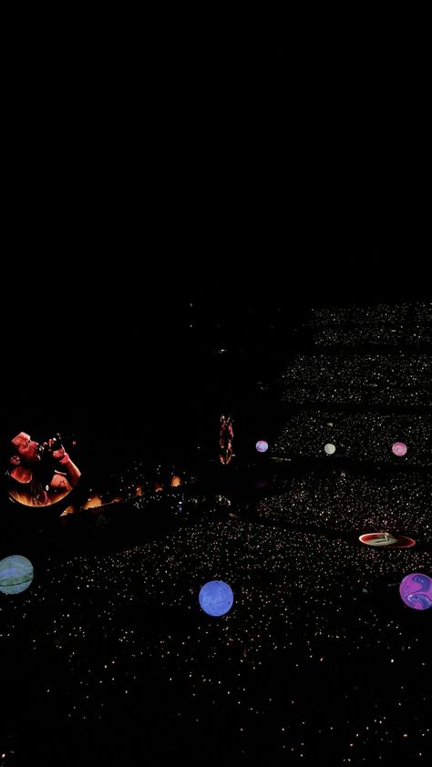 Coldplay Wallpaper Desktop, Cold Play Aesthetic, Coldplay Concert Wallpaper, Coldplay Wallpaper Aesthetic, Coldplay Concert Aesthetic, Coldplay Aesthetic, Coldplay Wallpaper, Aesthetic Thoughts, Bands Pictures