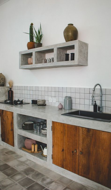 Hiasan Dalaman Dapur, Dapur Moden, Dirty Kitchen Design, Modern Moroccan Style, Desain Pantry, Industrial Kitchen Design, Small Kitchen Decor, Concrete Kitchen, Modern Moroccan