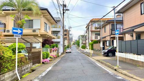 Japan Neighborhood Aesthetic, Japanese Suburban House, Japan Neighborhood, Houses Neighborhood, Modern Neighborhood, Japanese Neighborhood, Modern Japanese House, Japanese Houses, Tokyo Vacation