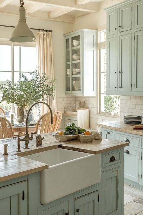 Coastal Farmhouse Kitchen Decor, Farmhouse Kitchens Ideas, Beadboard Cabinets, Apron Sinks, Farmhouse Kitchen Designs, Modern Coastal Farmhouse, Coastal Farmhouse Kitchen, Bistro Kitchen, Coastal Farmhouse Style