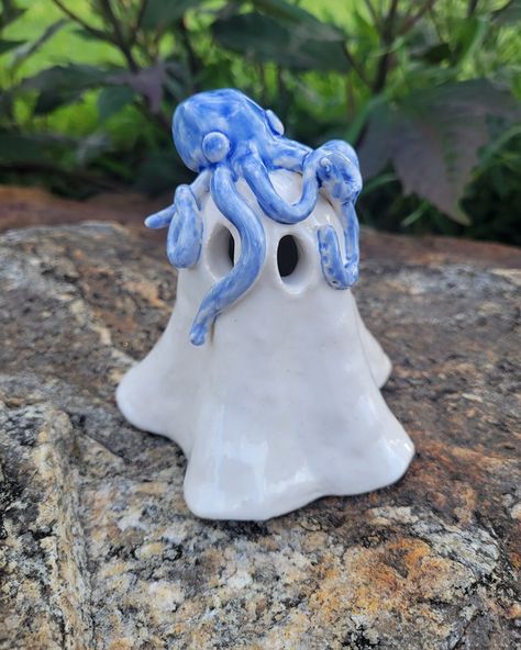 Beachy ghosties are up in the shop!!! Go snag one! ;) #ceramicart #ghost #ghostie #incenseburner #beach #beachart #ocean #oceanart Coastal Halloween, Halloween Office, Holiday Craft, Halloween Decorations Indoor, Halloween 2024, Dry Clay, Ocean Art, Air Dry Clay, Beach Art