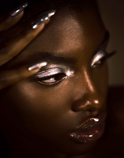 Dorcas Meadowes Aesthetic, Dorcas Meadowes, Dark Skin Beauty, Deep Skin, Beauty Shoot, Editorial Makeup, Sims 4 Cc, The Marauders, Aesthetic Makeup