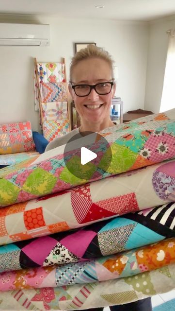 6,606 likes, 99 comments - emmajeanjansen on June 11, 2024: "This is how I like to fold my quilts when I store them in my cupboard. Folding a quilt on the bias helps to reduce the harsh folds that folding on the straight grain can do long term. I also made a paper template of my shelf so I get the quilt folded to the perfect size for my cupboard. To check out the best tutorial on how to fold your quilt on the bias, please do yourself a favour and visit Shelly at @matantequilting #ejjsquiltcu How To Fold A Quilt For Display, How To Fold A Quilt, Folding Quilts, Quilt Display Ideas, Quilting Organization, Displaying Quilts, Laundry/mudroom Ideas, Quilt Display, Mudroom Ideas