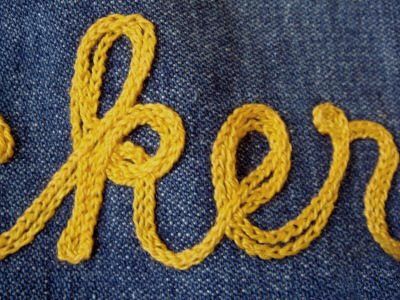 Chainstitch Lettering Chain Stitch Machine Embroidery, Vintage Chainstitch Embroidery, Chain Embroidery Stitch, Embroidery Chain Stitch, Simple Embroidery Stitches, Chain Embroidery, Long Stitch, Chain Stitch Embroidery, Patches Fashion