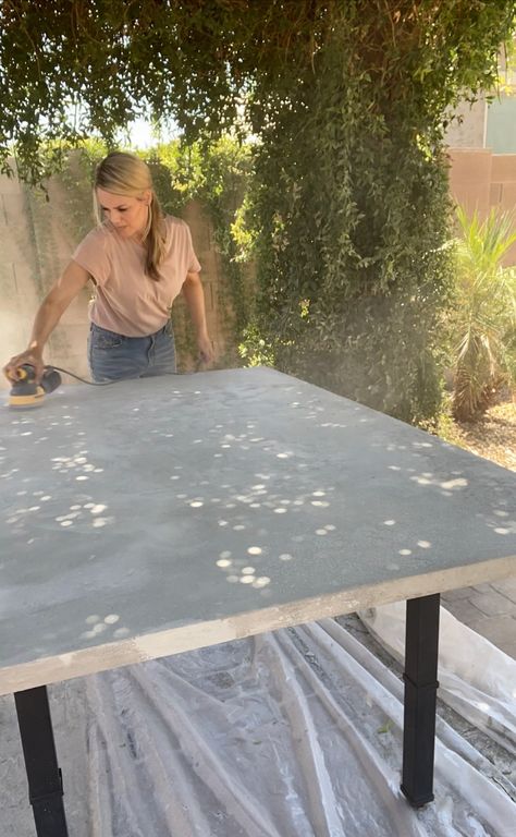 Diy Concrete Table Top Outdoor, Outdoor Concrete Table Diy, Concrete Top Outdoor Table, Diy Concrete Top Table, Diy Concrete Patio Table, Concrete Table Top Diy Patio, Diy Stone Dining Table, Concrete Patio Table Diy, Outdoor Cement Table