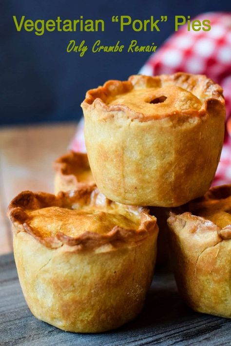 Fancy Pies, Empanadas Recipes, Pork Pie Recipe, Small Pies, Hot Water Crust Pastry, Vegetarian Pie, Pork Pies, Medieval Banquet, Kenwood Chef