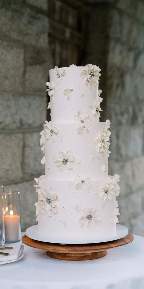 simple wedding cake designs 2023, best wedding cake designs 2022, summer wedding cakes 2023, elegant 3 tier wedding cakes, latest wedding cake designs, wedding cake trends 2023, wedding cake trends, wedding cake trends 2023 uk Simple Wedding Cake 3 Tier Fresh Flowers, Wedding Cake Designs Floral, Modern Elegant Wedding Cake, Wedding Cake 3 Tier Elegant, Wedding Cake 2024 Trends, Wedding Cake Trends For 2024, Wedding Cakes 2024, 2024 Wedding Cake Trends, 2 Tier Wedding Cakes Simple Elegant