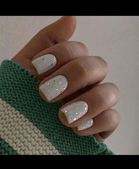 Gel Nails Shape, Gold Sparkle Nails, Square Gel Nails, Short Gel Nails, Nude Nail Designs, Christmas Gel Nails, Short Square Acrylic Nails, Christmas Nails Acrylic, Sparkle Nails