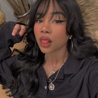 ☽ kiara ���𖤐 (@keeahwah) • Instagram photos and videos Short Cut Wigs, Short Grunge Hair, Hair Extensions Best, Black Curly Hair, Bleached Hair, Baddie Hairstyles, Grunge Hair, Wigs With Bangs, Aesthetic Hair