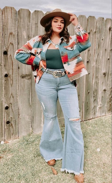 Plus Size Vaquera Outfit, Cowgirl Style Outfits Rodeo, Plus Size Western Outfits Woman, Outfits Western Style, Plus Size Western Outfits, Plus Size Cowgirl Outfits, Plus Size Western Wear, Plus Size Cowgirl, Cowgirl Outfits Party