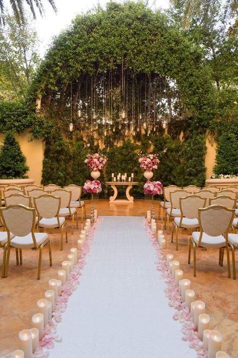 Vegas Micro Wedding, Las Vegas Wedding Ceremony, Primrose Garden, Wedding Salon, Vow Renewal Ceremony, Vegas Weddings, Marry Your Best Friend, Wynn Las Vegas, Wedding Painting