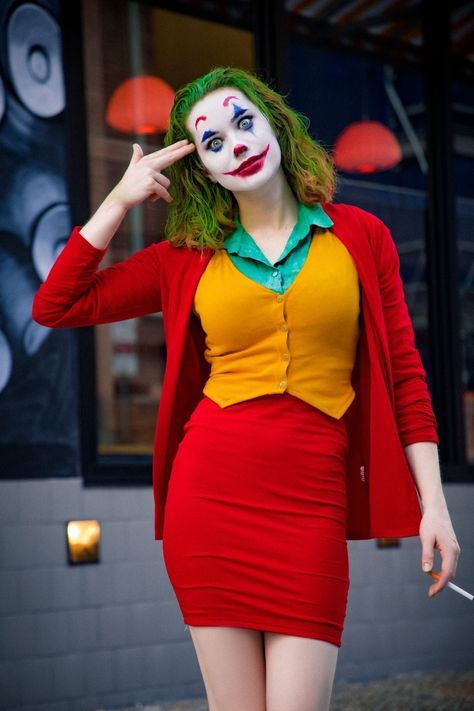 Female Joker Costume, Joker Dress, Joker Outfit, Joker Halloween Costume, Female Joker, Joker Halloween, Diy Costumes Women, Joker Costume, Joker Artwork