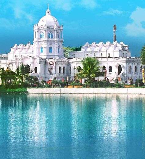 Tripura Tourism- Get complete information about popular tourist destinations in Tripura, must visit places in Tripura Brahmaputra River, India Independence, Bay Of Bengal, Arunachal Pradesh, Fairs And Festivals, Northeast India, World Countries, Dance Like This, Visit Places