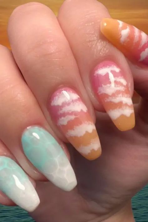 15 Captivating Sunset Gradient Nails to Inspire Your Next Manicure | Polish and Pearls Nail Designs Sunset, Sunset Nails Short, Sunset Beach Nails, Sunset Color Nails, Sunset Nail Designs, Sunset Nail Art, Nails Sunset, Nail Contest, Sunset Nails