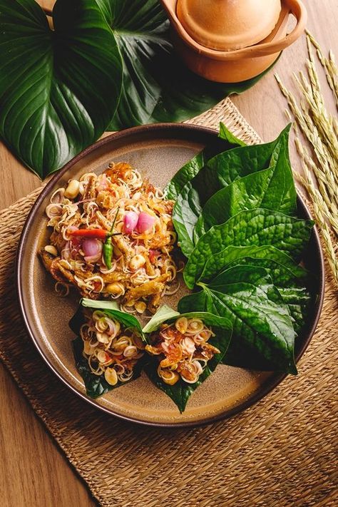 Thai Food Photography, Asian Food Photography, Spa Food, Authentic Thai Food, Laos Food, Vietnam Food, Thailand Food, Food Menu Design, Healthy Food Motivation