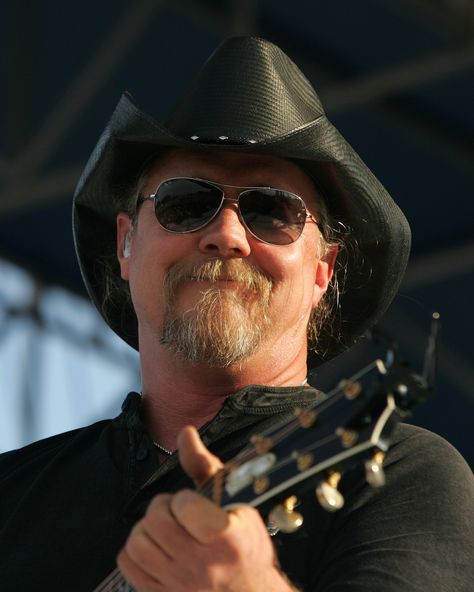 Trace Atkins, Trace Adkins Songs, Trace Adkins, Concert Pics, Country Music Videos, Dream Husband, Country Music Artists, Honky Tonk, George Strait