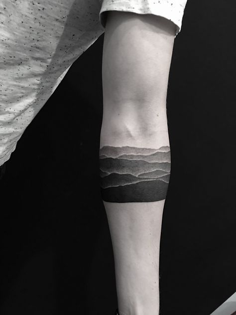 High Voltage Tattoo on Twitter: "A reminder of home in the form of the Blue Ridge Mountains. Tattoo by @sinister_apples. [link to booking in bio]… " Female Tattoos, Blue Ridge Mountain Tattoo, Blue Ridge Mountains Tattoo, Mountains Tattoo, Tattoo Band, Tattoo 2024, Forearm Band Tattoos, Bike Tattoos, Blue Ridge Mountain