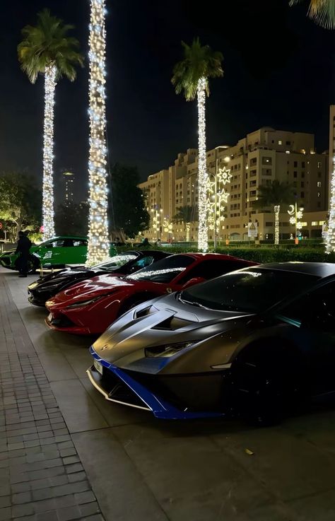 Dubai Snap, Cars In Dubai, Cars Dubai, Ferrari 812, Dubai Cars, Dubai Aesthetic, Ferrari World, Automotive Care, Car Wraps