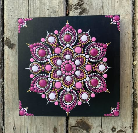 Dot Painting On Square Canvas, Square Dot Painting, Pink Dot Mandala, Square Mandala Art, Canvas Mandala Painting, Mandala Dot Painting Canvas, Dot Mandala Art For Beginners, Canvas Dot Painting, Square Dot Mandala