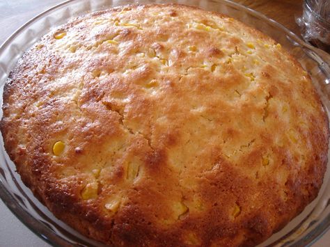 Delicious Cornbread made with real Corn and no Cornmeal! Cornbread Recipe Without Cornmeal, Cornbread Without Cornmeal, Recipe For Cornbread, Cornbread With Corn, Corn Cake, Delicious Cornbread, Pizza Dough Recipe Easy, Honey Cornbread, Homemade Cornbread