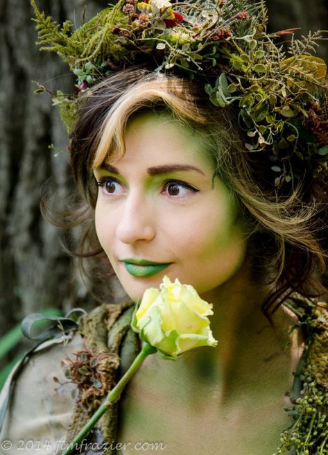 Voice of Nature - compost-pile: some photos as me as Dryad! sorry... Mother Nature Costume Makeup, Mother Nature Makeup, Dryad Costume, Mother Nature Costume, Fairy Make-up, Voice Of Nature, Fantasy Make-up, Nature Makeup, Compost Pile