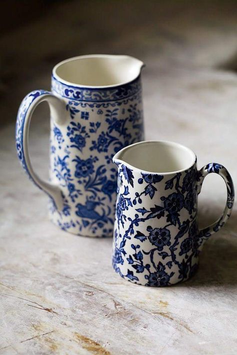 Burleigh Metallic Glaze, Patterned Plates, Blue Pottery, Blue And White China, Behind The Scene, Chinese Ceramics, Antique Ceramics, Blue Willow, Stoke On Trent